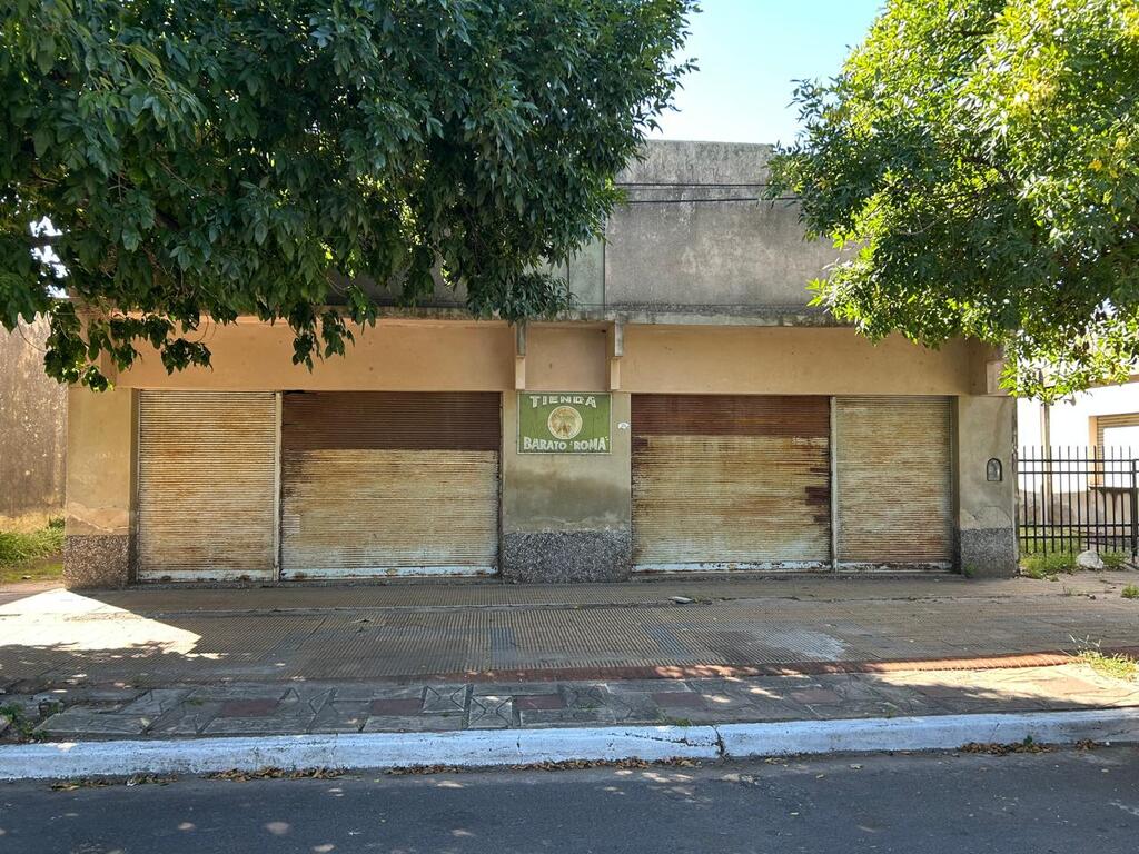 Local Calle Salta 100